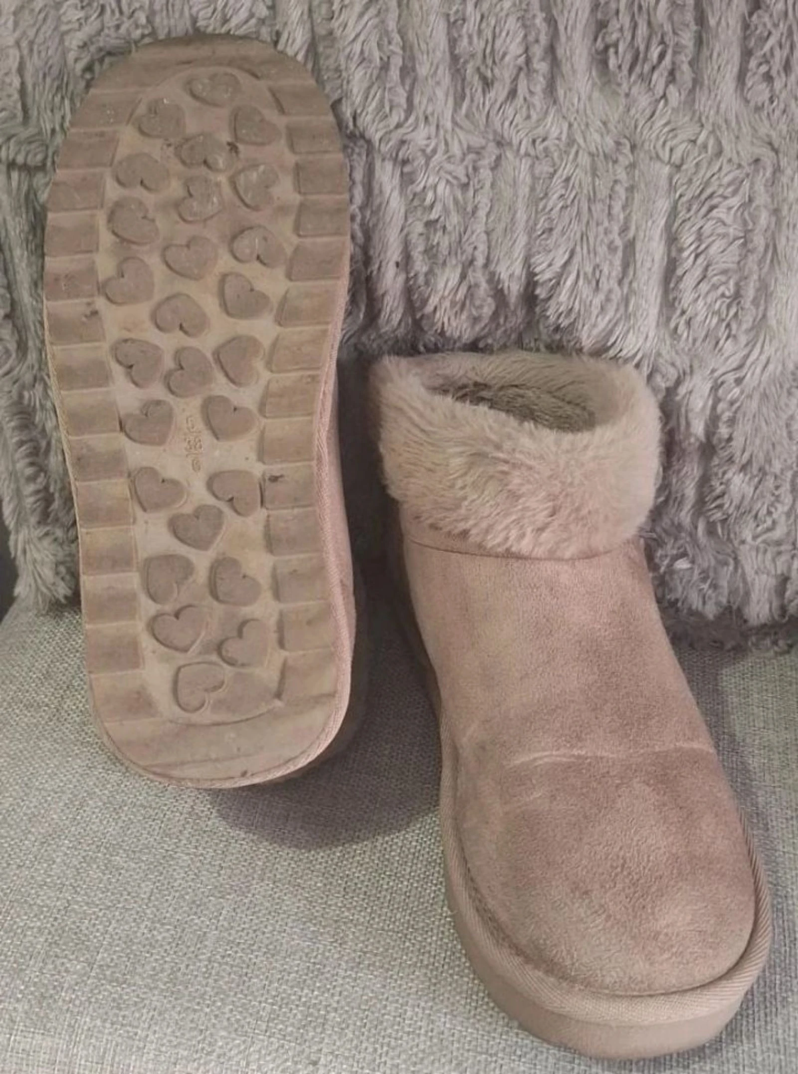 Beige zachte winterlaarzen van Primark limited edition Y2K – photo 4
